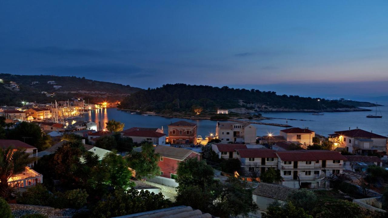 Elaia Boutique Apartments Ґайос Екстер'єр фото